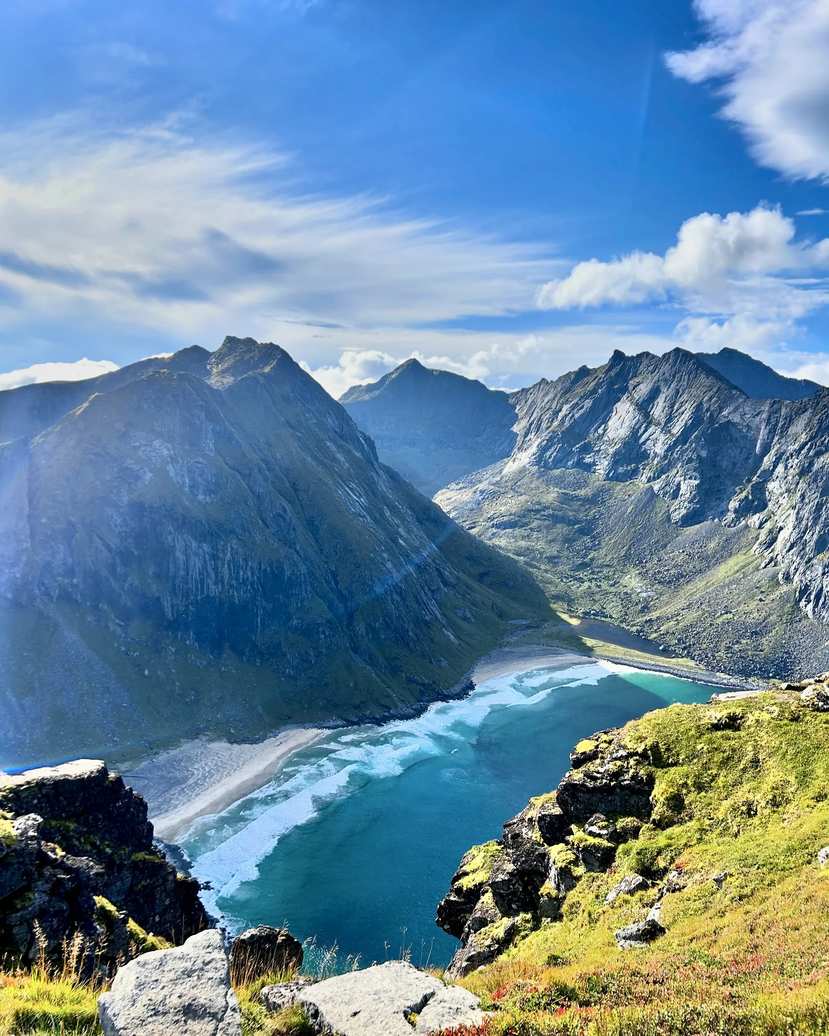 Rutas de senderismo en Lofoten: Kvalvika, Reinebringen y más