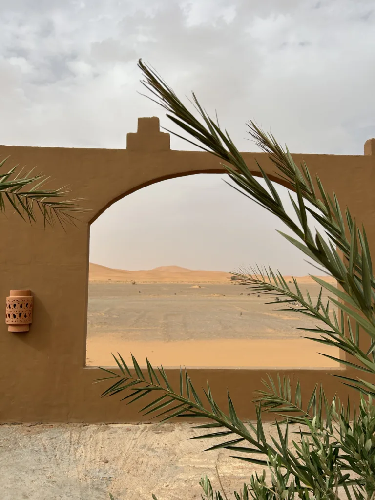 Ventana al desierto de Merzouga - Somtravelers