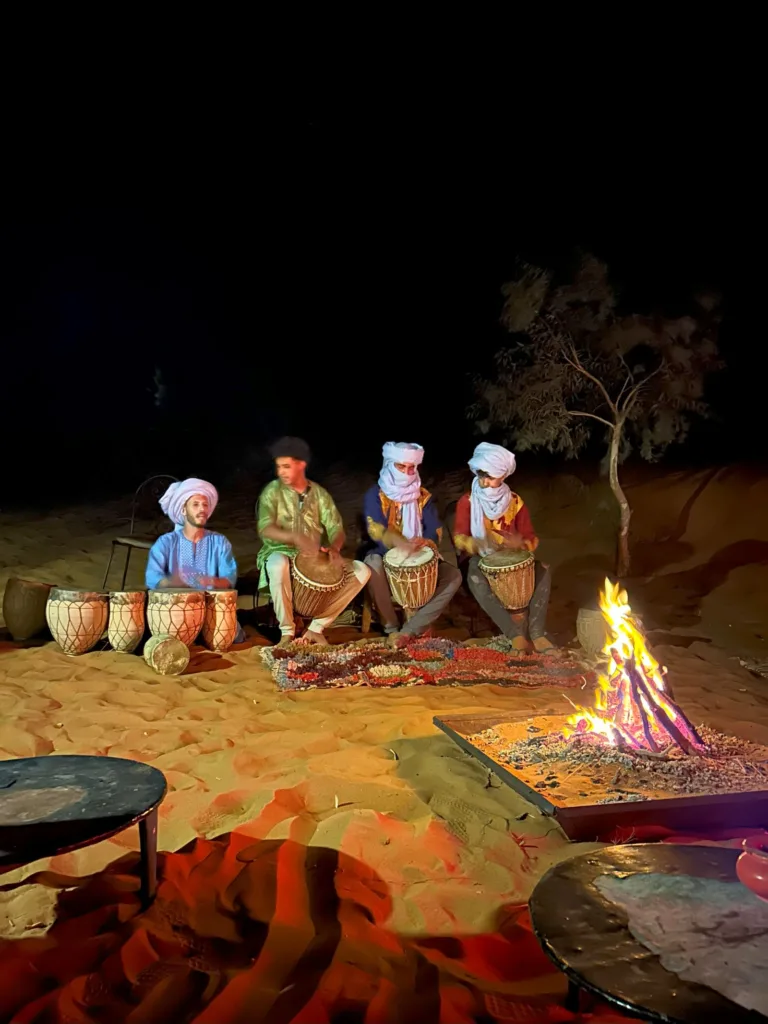 Musica tradicional campamento Erg Chebbi