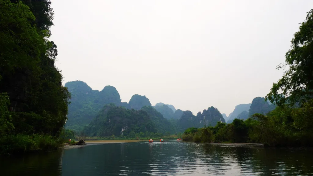 Ruta en barca por Trang An